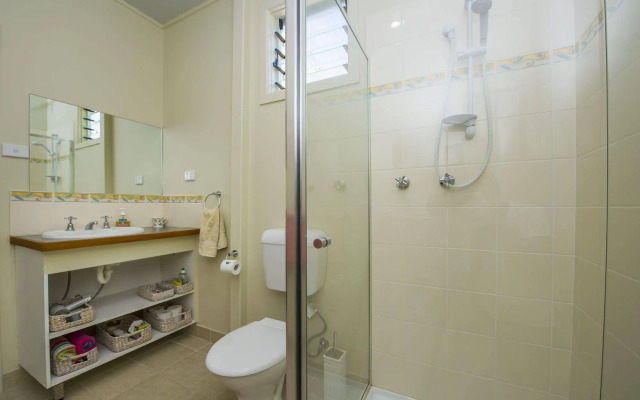 Magnetic Island Bed And Breakfast