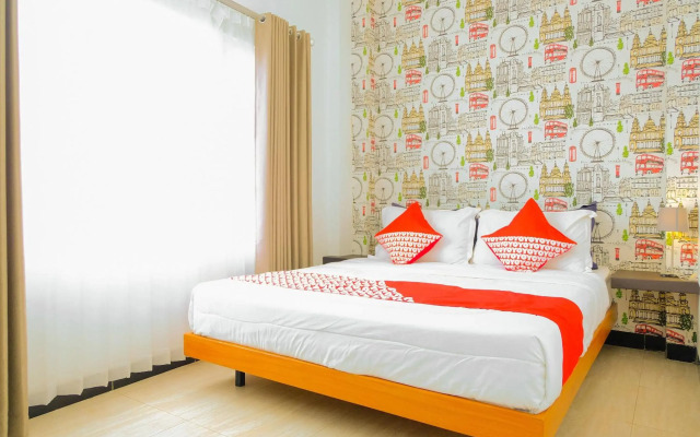 OYO 354 32 Guest House