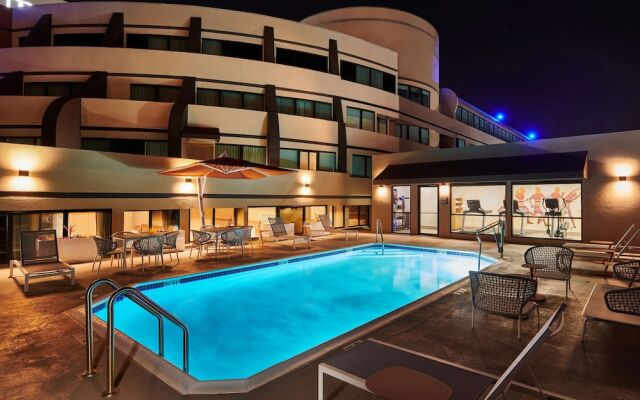 DoubleTree by Hilton Fullerton