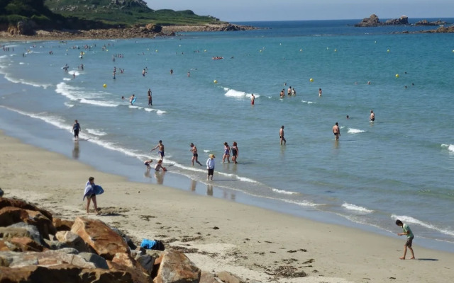 Cottage in Plougasnou Near Stunning Beaches