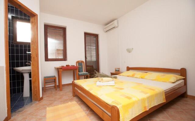 Apartments Pinus
