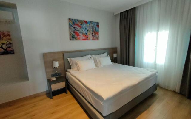 Yalinn Hotel