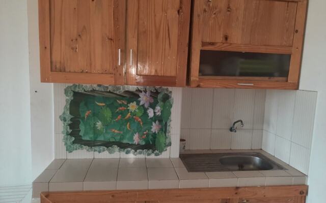 OYO Life 93140 Apartment Grand Sentraland By Fahri