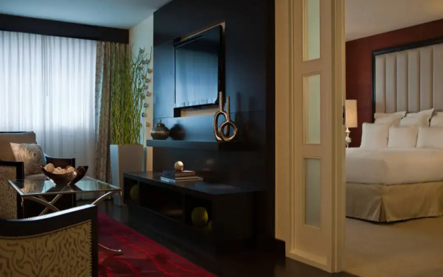 Renaissance Newark Airport Hotel