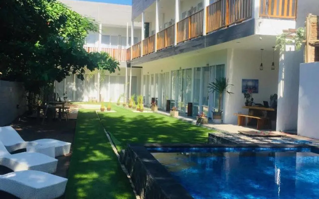 Dejavu Hotel