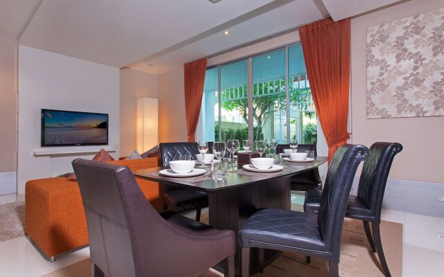 Jomtien Waree 9 with 6 bedrooms