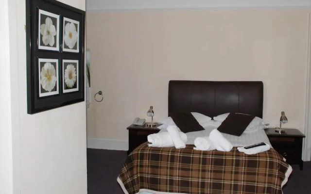 Milton Birnam Hotel