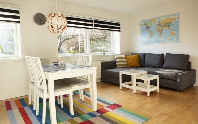 Mørk Apartments