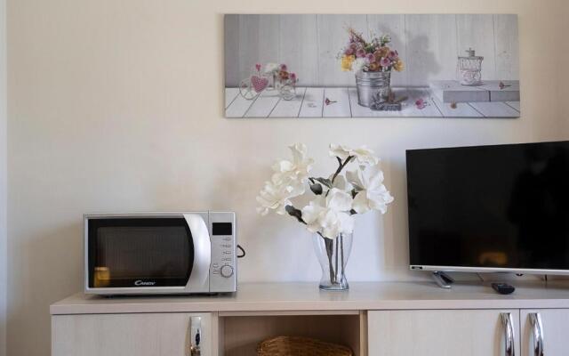 Emanuel Azzurro - Piano Rialzato 4