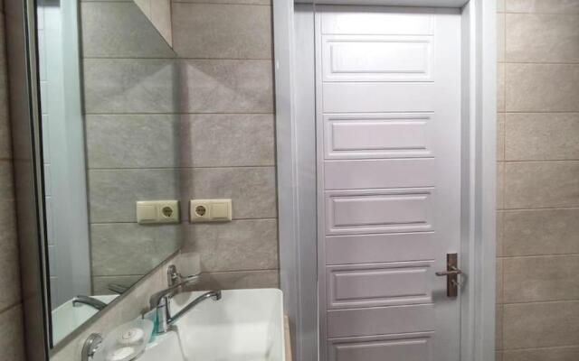 Leo Group Luxury Apartment 13-272A Sunrise Batumi