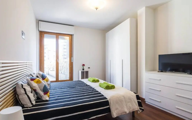 4 Bedroom Villa near Metro