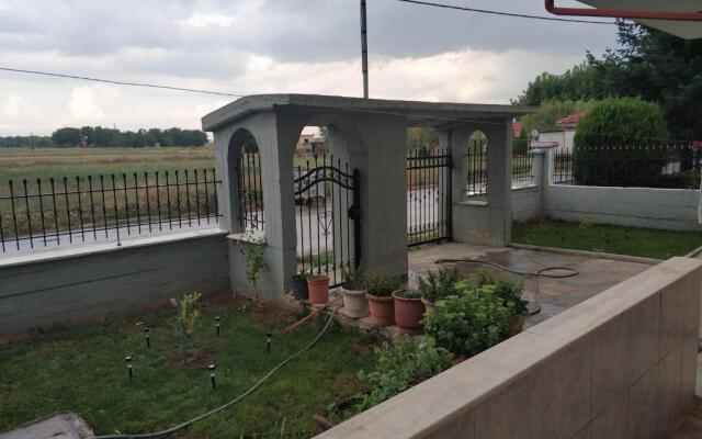 Polys Apartment with view