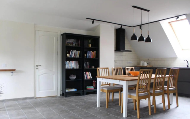Mono House