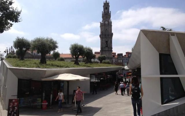 Guestready - Kubrick Almada - Eyes Wide Shut