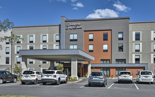 Hampton Inn & Suites Keene