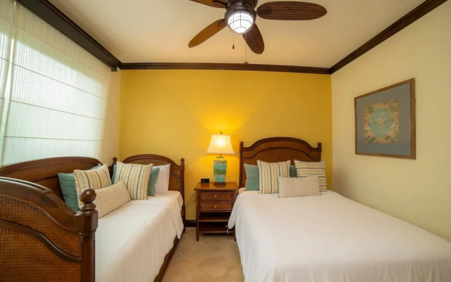 Altavista 5D 3 Bdr 2 bth Ocean View Condo