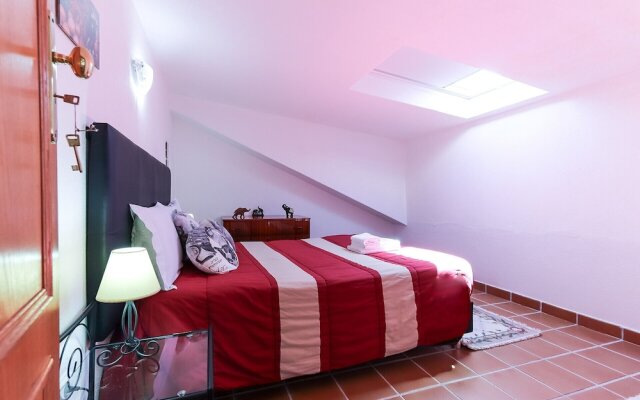 Guincho Typical House II by Homing