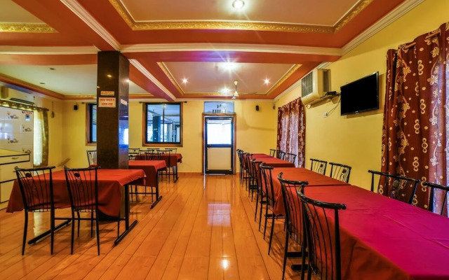 Hotel Empire by OYO Rooms