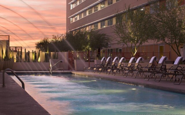 Sheraton Phoenix Downtown