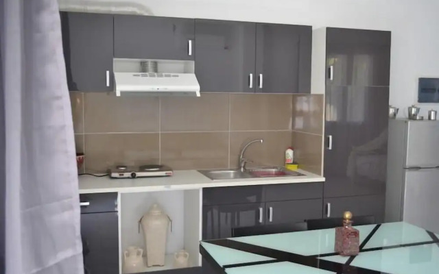 Alexandros Apartments