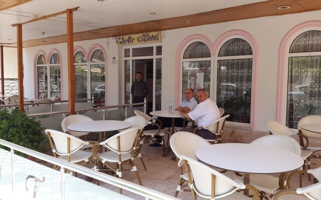 Leman Akçay Otel