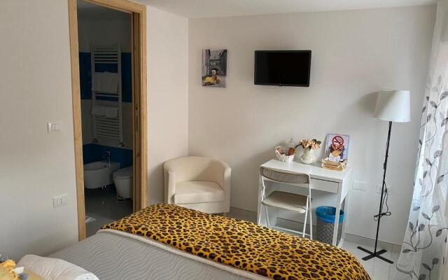 LAGUNA BLU Camera SOLE con terrazza panoramica in comune