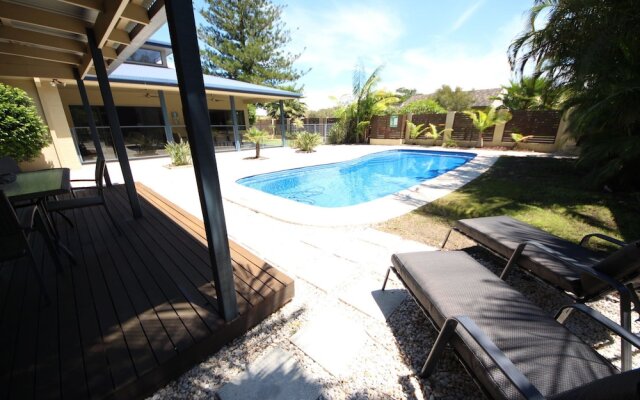 Nautilus at Hat Head