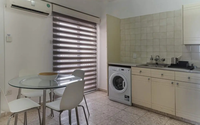 Phaedrus Living Seaview Phinikoudes Flat