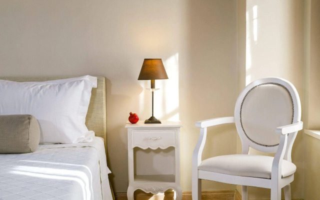 Mare Monte Luxury Suites