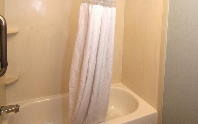 Hampton Inn Sandusky-Central