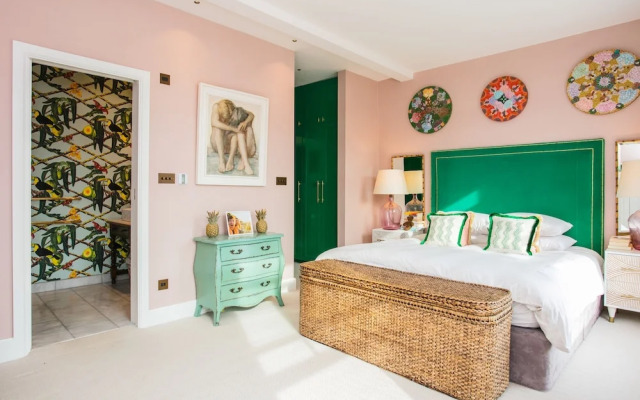 Quirky 2 Bedroom Portobello House With Roof Terrace