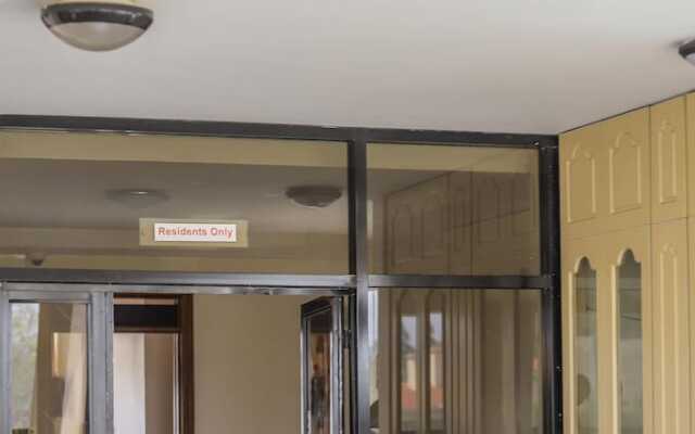 Maxoil Hotel