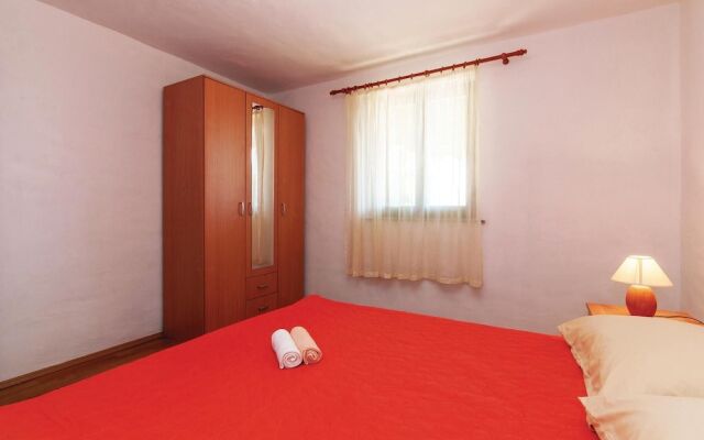 Amazing Home in Maslenica With Wifi and 1 Bedrooms