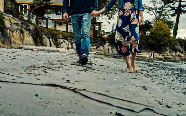 Galiano Oceanfront Inn & Spa