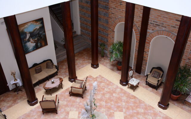 Flore Hotel Boutique