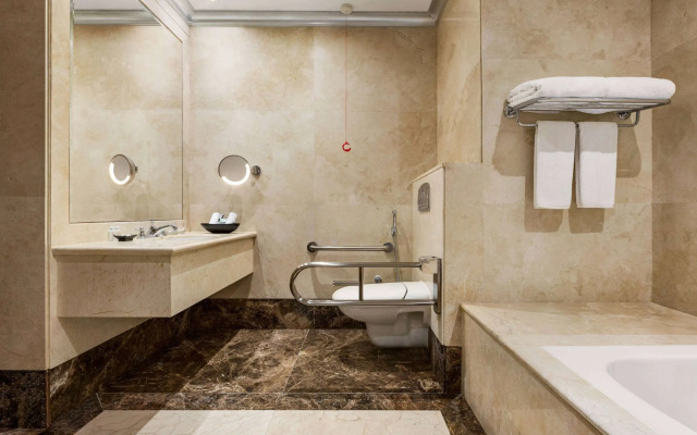 Grand Regency Doha, Trademark Collection by Wyndham