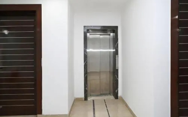 The Signature Hotel By OYO Rooms