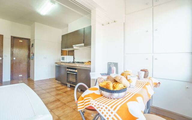 Seafront Condo & Big Terrace