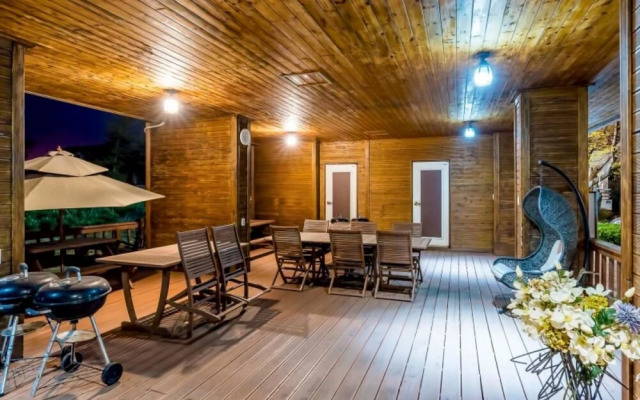 Yangyang Twin Beach Pension