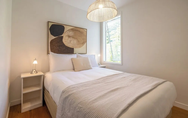The Residence on the Beach at The Sands – Guest Rooms – Onetangi