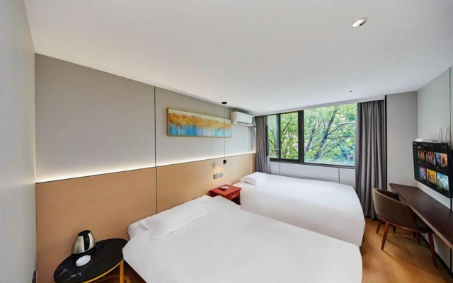 Xiaoxiao Hostel (Guangzhou Road)