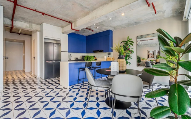 w Picturesque 2BR in Plaza Herrera