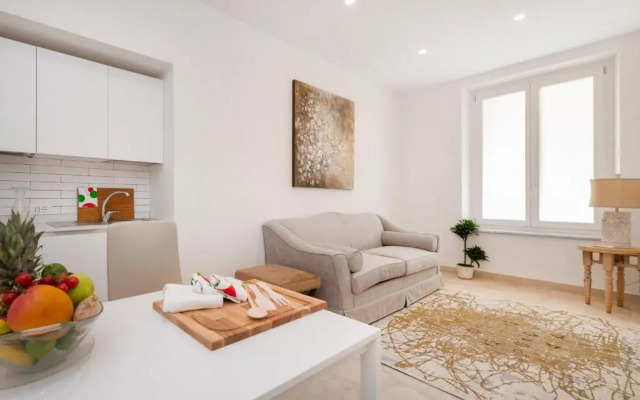 Spanish Steps Lovely Apartment
