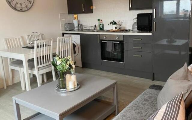 Coalhouse Apartment