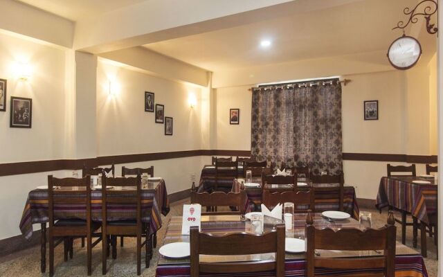 OYO 14894 Hotel Denzong Delight