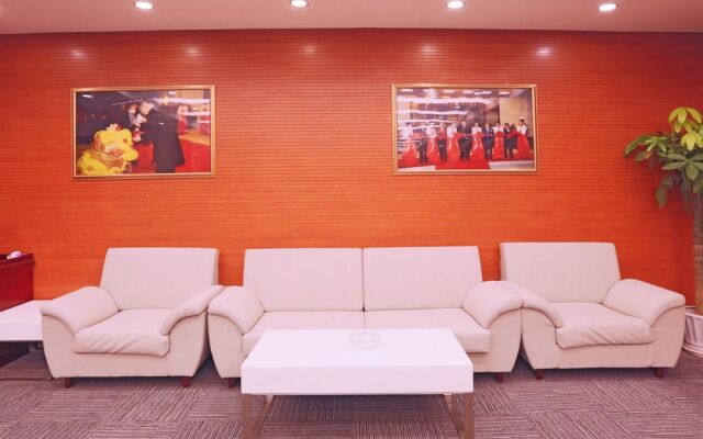 Fuyong Yulong Hotel