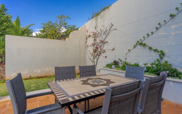 Villa Bougainvillea