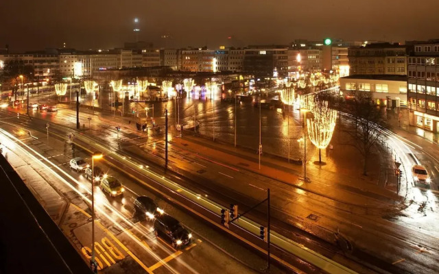 Alexander Business Hotel