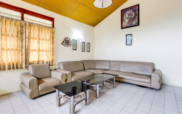 OYO 92505 Asta Guesthouse