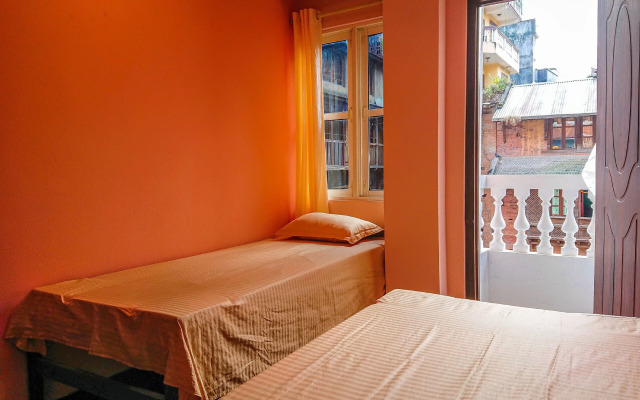 Hotel Backpackers Inn